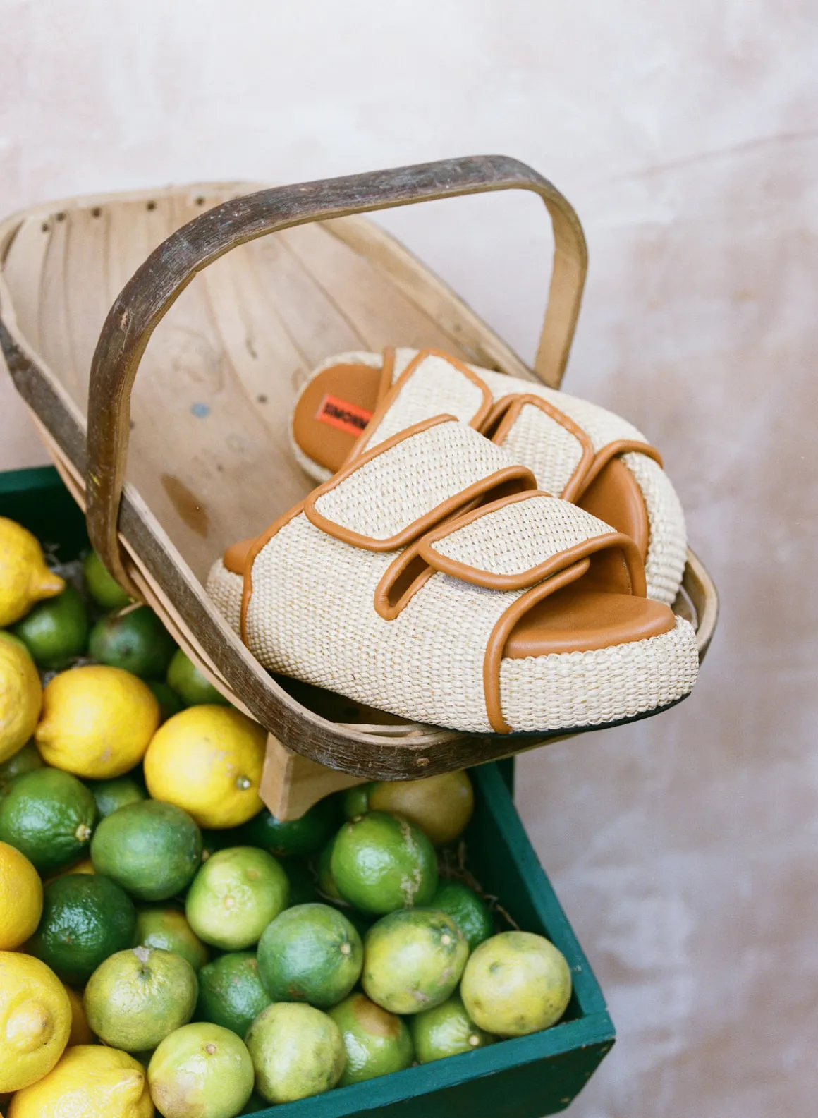 Cro Slide in Natural Raffia