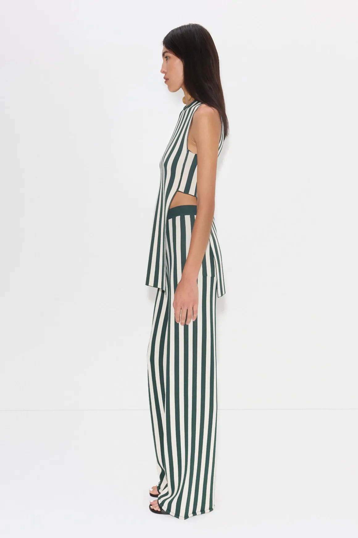Knits By Canoga Top in Gummy Green/Ecru
